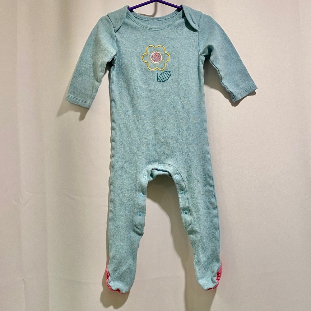 EUC 12-18m Marks & Spencer Snap Footie - Flower